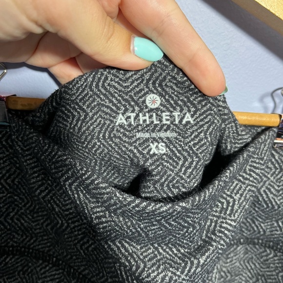 🦋Athleta workout leggings🦋 - Picture 5 of 5